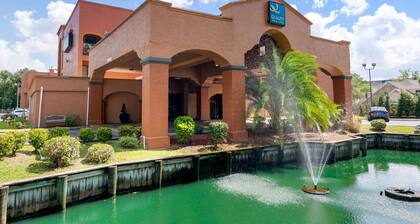 Quality Inn & Suites Jacksonville-Baymeadows
