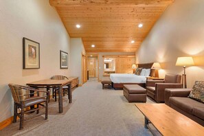 Suite, 1 King Bed, Non Smoking, Jetted Tub (with Sofabed;No Pets in room type) | Laptop workspace, blackout drapes, iron/ironing board - Best Western Ponderosa Lodge (Sisters)