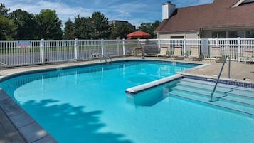 Seasonal outdoor pool, open 10 AM to 10 PM, sun loungers