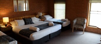 Bakery Hill Motel