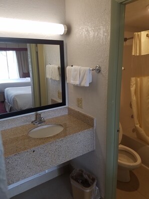 Lavabo de la salle de bain