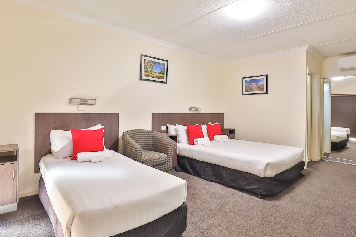 Small Family Room | 1 bedroom, iron/ironing board, free WiFi, bed sheets