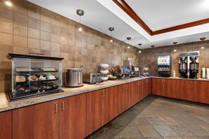 Free daily full breakfast - Best Western Vista Inn At The Airport (Boise)