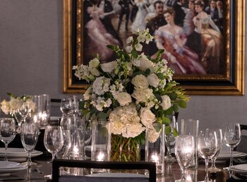 Banquet hall at Le Pavillon New Orleans