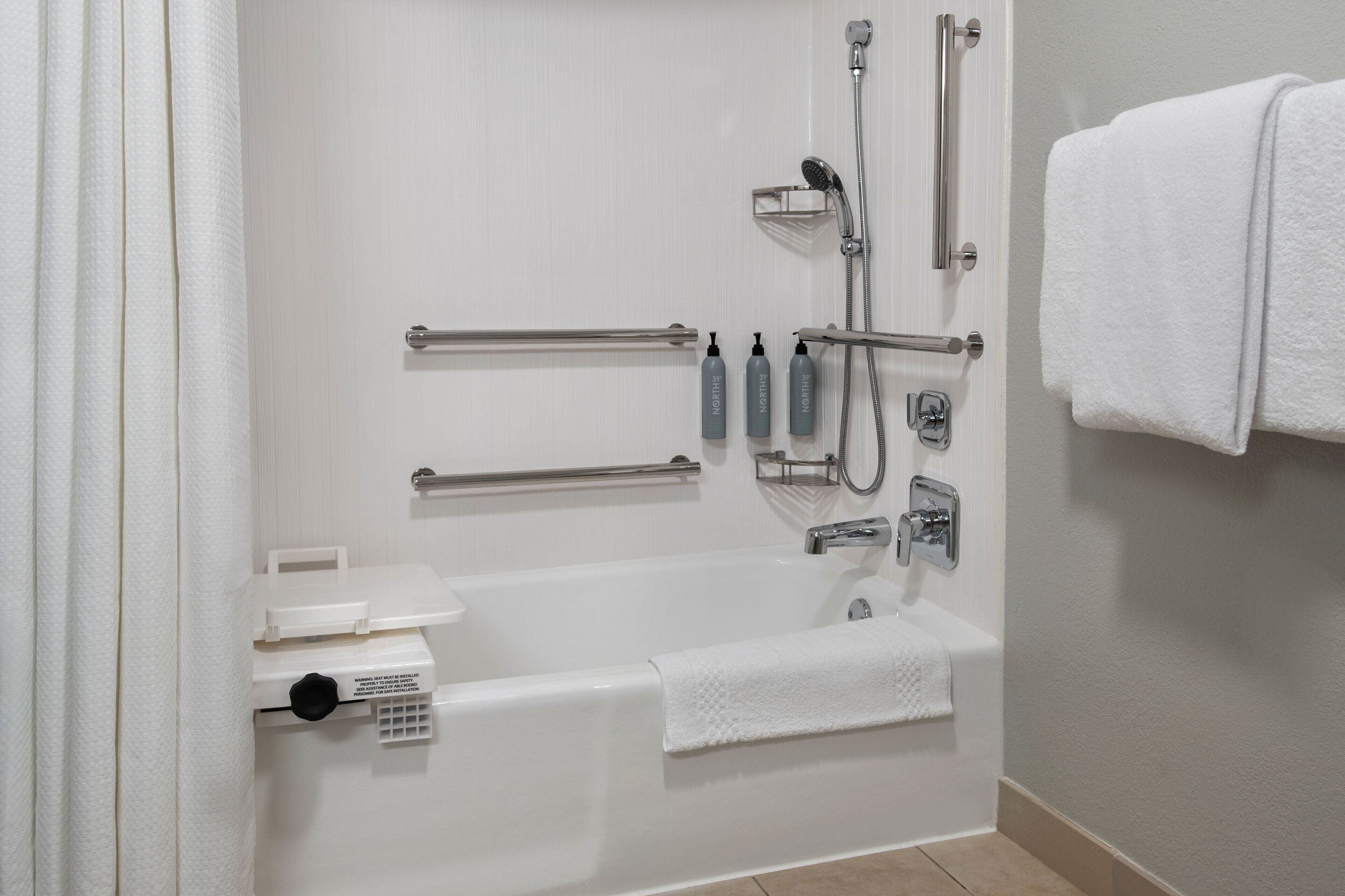 combined shower/bathtub, free toiletries, hair dryer, towels