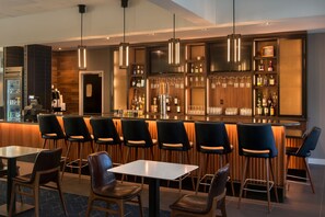 Buffet breakfast for a fee - Courtyard by Marriott Baltimore Hunt Valley (Cockeysville)