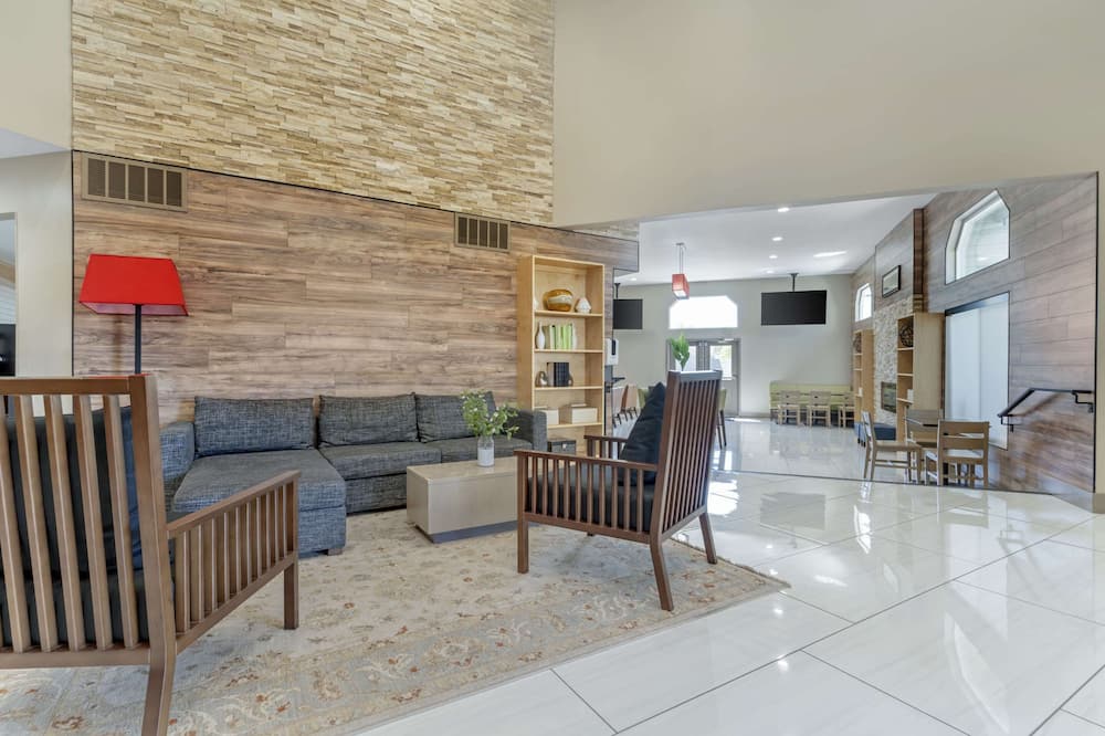 Country Inn & Suites by Radisson, Vallejo Napa Valley, CA