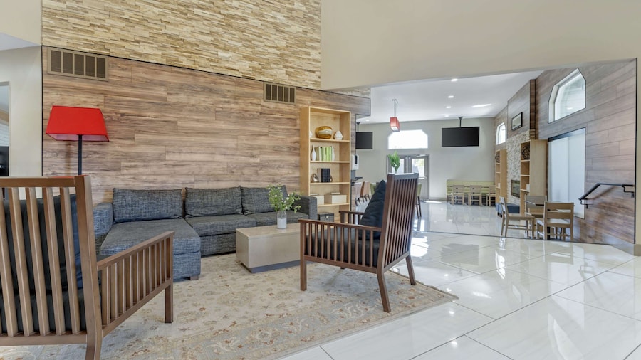 Country Inn & Suites by Radisson, Vallejo Napa Valley, CA