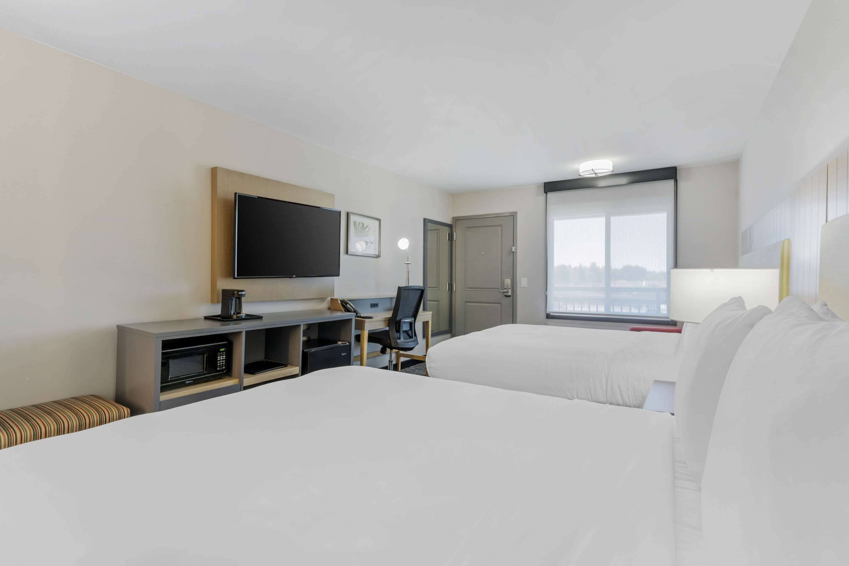 Habitació, 2 llits de matrimoni, no fumadors | 1 dormitori, wifi gratuïta i roba de llit 