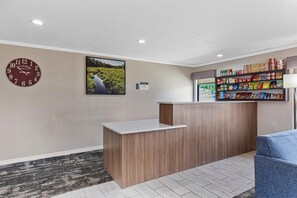 Reception - Best Western Palestine Inn (Palestine)