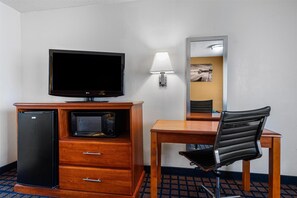 In-room safe, desk, laptop workspace, iron/ironing board
