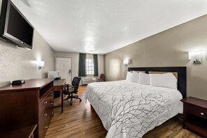 Desk, iron/ironing board, free WiFi, bed sheets