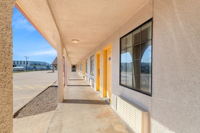 Americas Best Value Inn Bonham