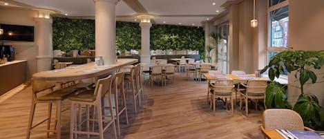 Daily buffet breakfast (EUR 22 per person)