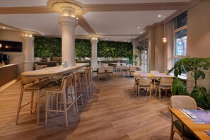 Daily buffet breakfast (EUR 22 per person)