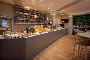 Daily buffet breakfast (EUR 21 per person)