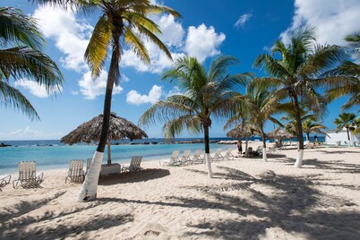 Holiday Beach Resort and Casino