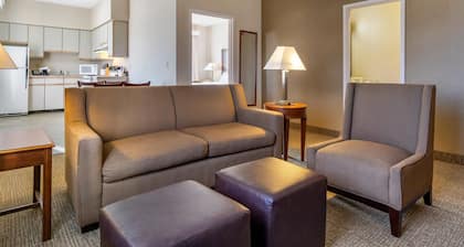 Comfort Inn & Suites Seattle North