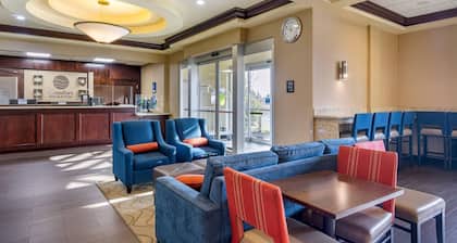 Comfort Inn & Suites Seattle North