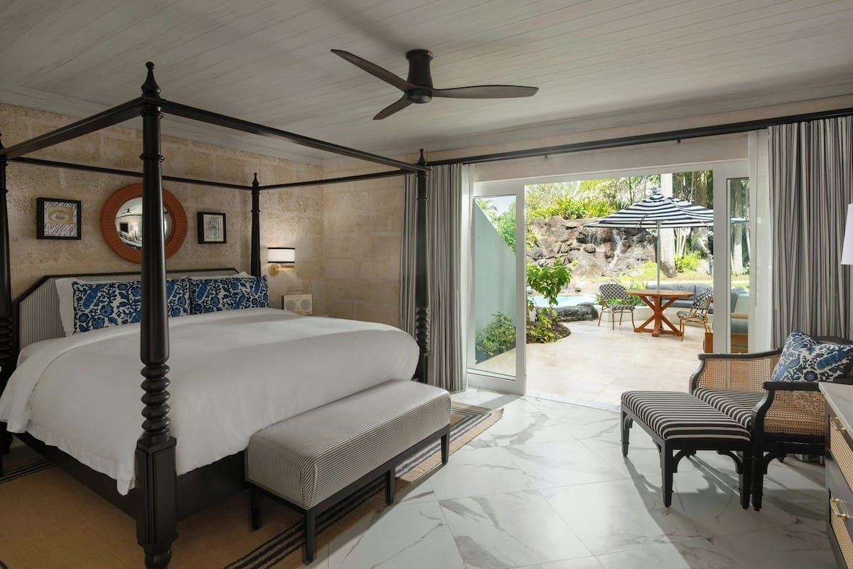 Chambre Luxe, 1 trĂšs grand lit, en bord de piscine | Bar (sur place)