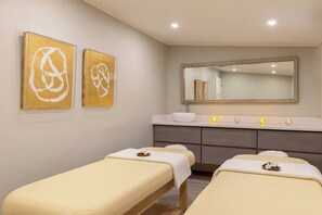 Body treatments, aromatherapy, body scrubs, facials, 2 treatment rooms - Colony Club, a Luxury Collection Resort, Barbados (Holetown)