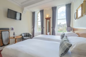 Standard Twin Room, 2 Single Beds (Princes Street View) | Desk, iron/ironing board, free WiFi, bed sheets