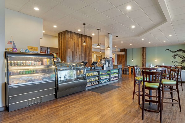 Desayuno a la carta todos los días (con cargo)