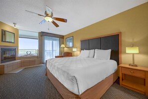 Standard Room, 1 King Bed, Non Smoking, Balcony | In-room safe, blackout drapes, iron/ironing board - Best Western Plus Ocean View Resort (Seaside)