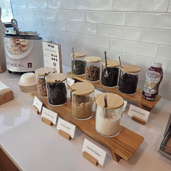 Free daily continental breakfast at Fairfield by Marriott Inn & Suites Charleston Downtown