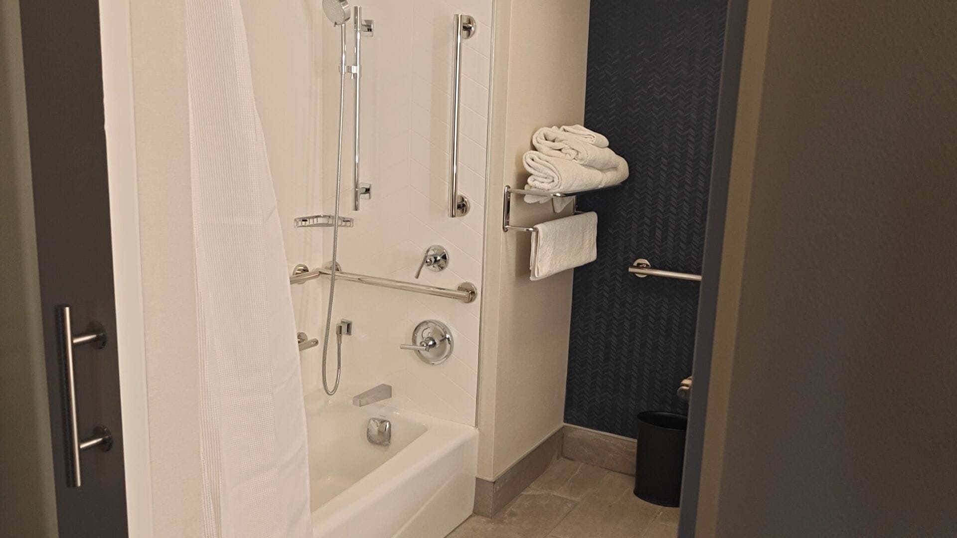 Photo - Fairfield by Marriott Inn & Suites Charleston Downtown