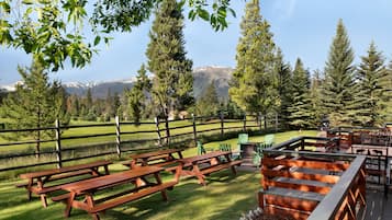 Área de parrillas y picnic