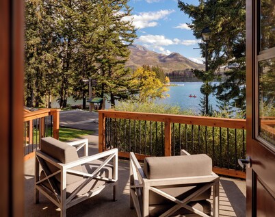 Fairmont Jasper Park Lodge