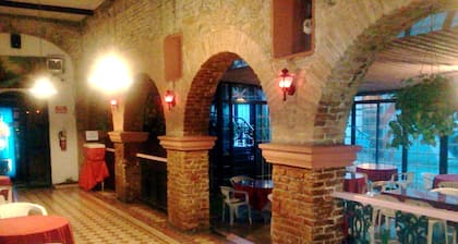 Hotel Oasis