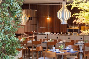Daily buffet breakfast (EUR 16 per person)