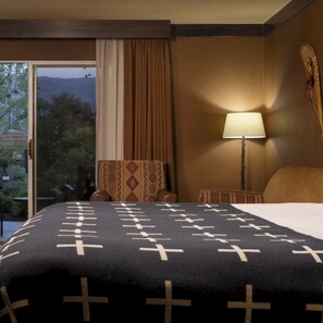 Room, Multiple Beds (King Creekside with Sleeper Sofa) | Egyptian cotton sheets, premium bedding, desk, laptop workspace