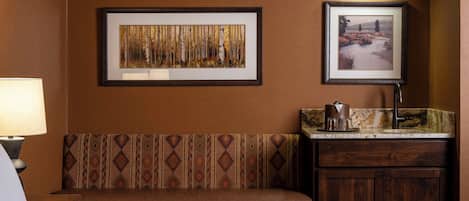Room, Multiple Beds (Two Queen Beds with Sleeper Sofa) | Egyptian cotton sheets, premium bedding, desk, laptop workspace