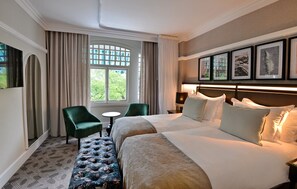 Batoka Suite (King bed) View of Victora Falls | Minibar, safe på rommet, skrivebord og wi-fi (inkludert)