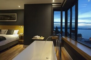 Suite, 1 Bedroom, Lake View | 1 bedroom, minibar, in-room safe, individually decorated