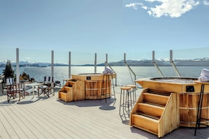 Sauna, mud baths, hydrotherapy, body scrubs, facials, reflexology