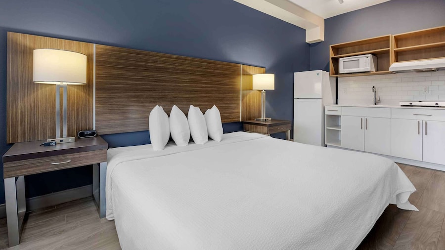 Extended Stay America Premier Suites - Portland - North