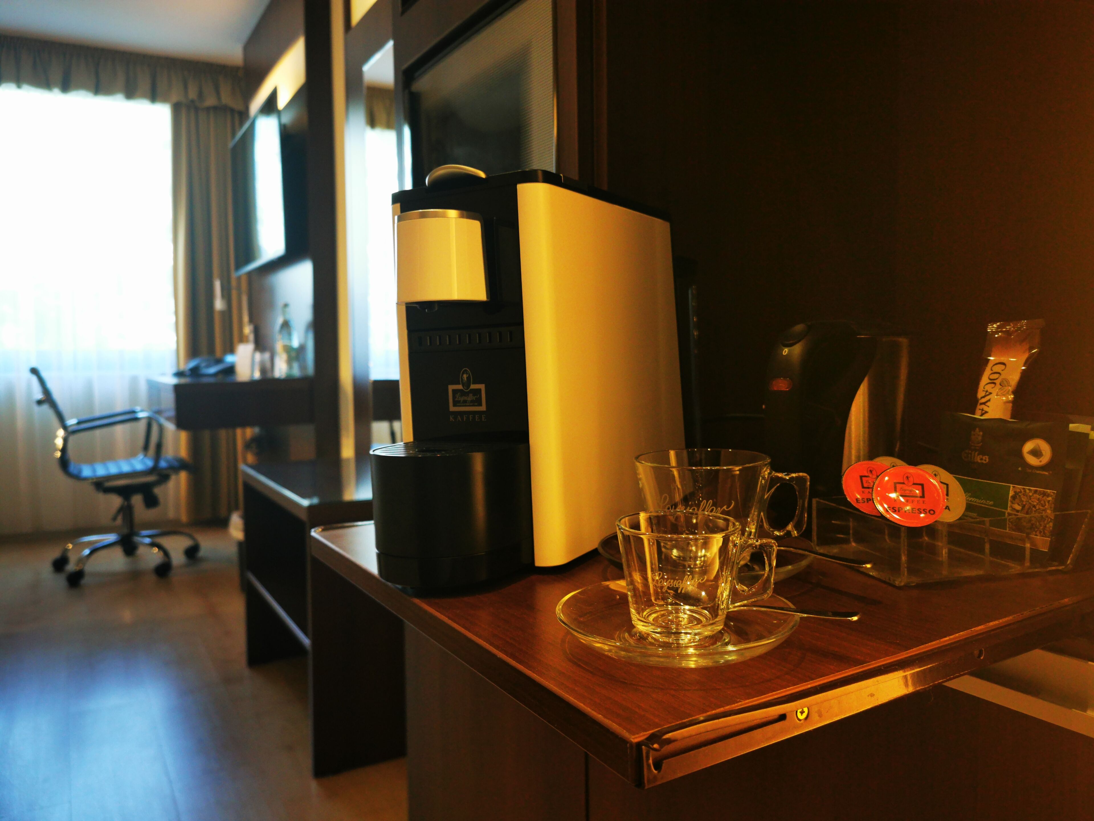 Habitación ejecutiva, 1 cama de matrimonio grande | Café o cafetera