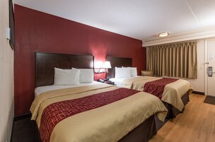 Cortinas blackout, wifi gratis y ropa de cama 