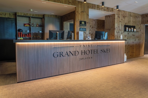 Grand Hotel Skei - Unike Hoteller