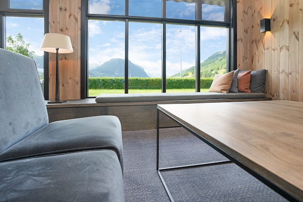 Área de estar no saguão