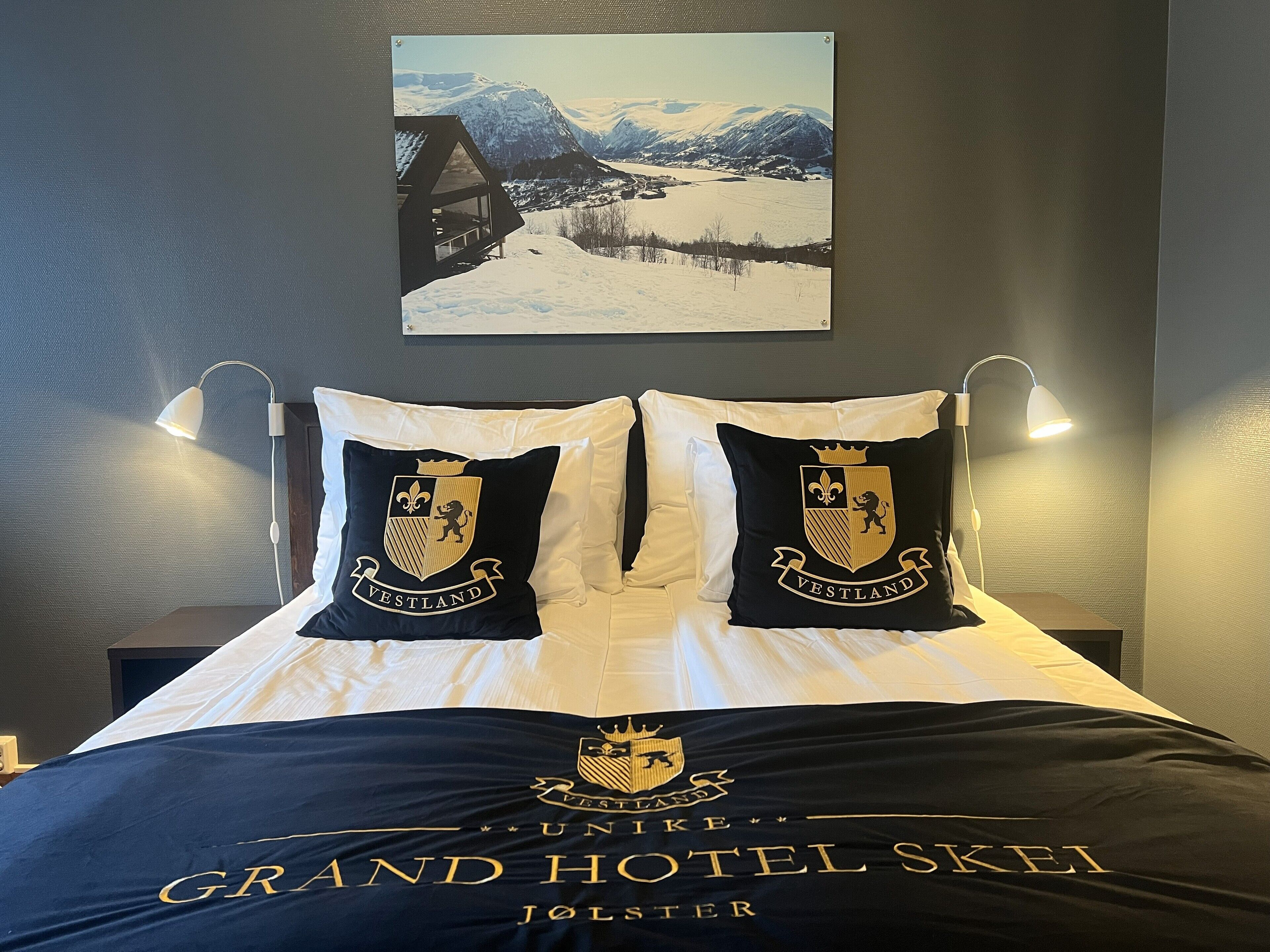 Rom – superior, ikke-røyk | Skrivebord, skrivebord for bærbar PC, lydisolert og wi-fi (inkludert)