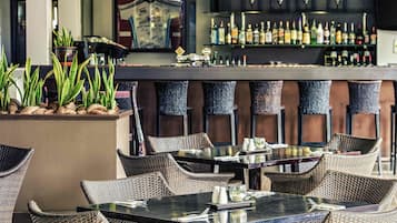 Bar (in der Unterkunft)