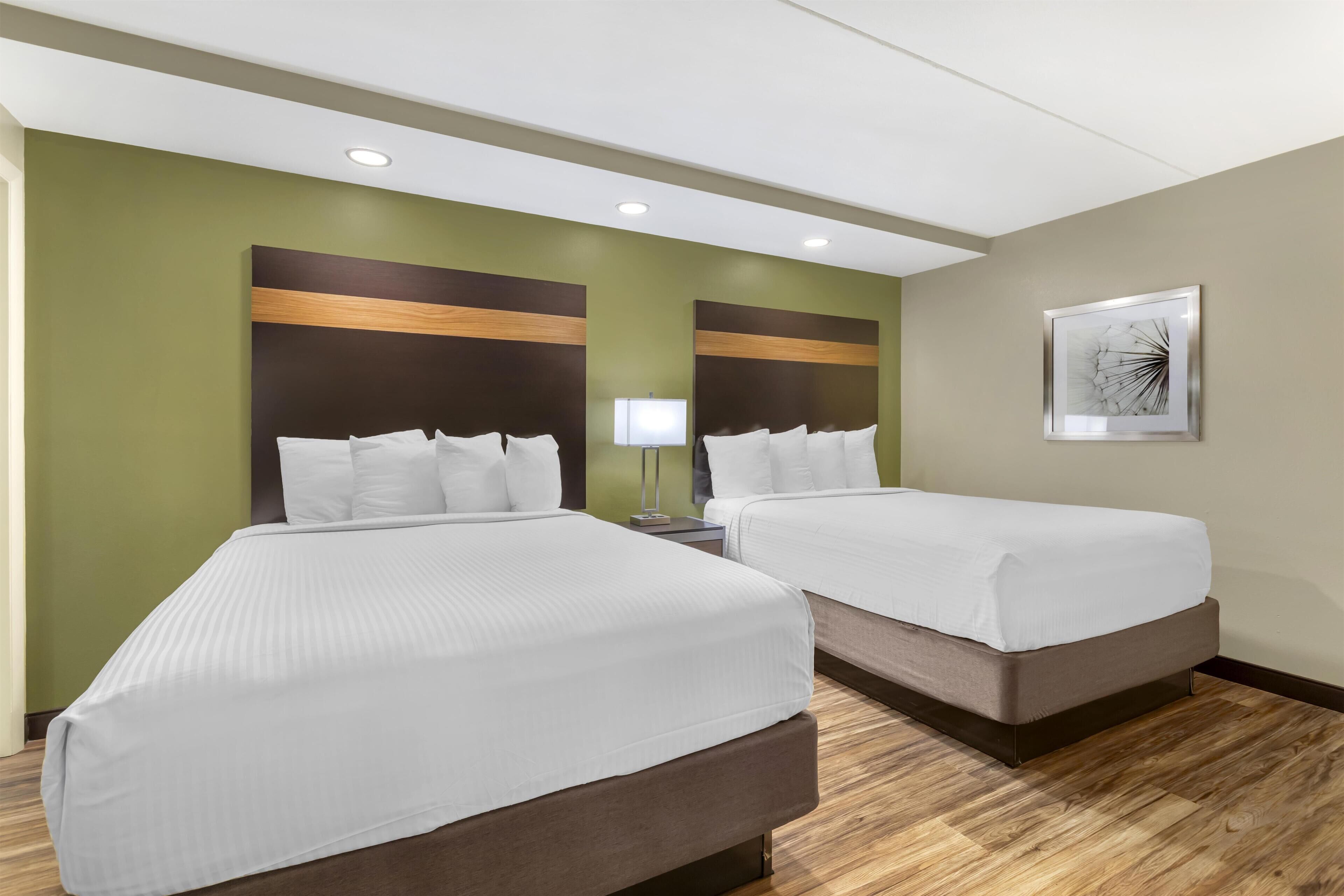 Bureau, espace de travail pour ordinateur portable