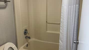 Bañera con ducha, cabezal de ducha con hidromasaje