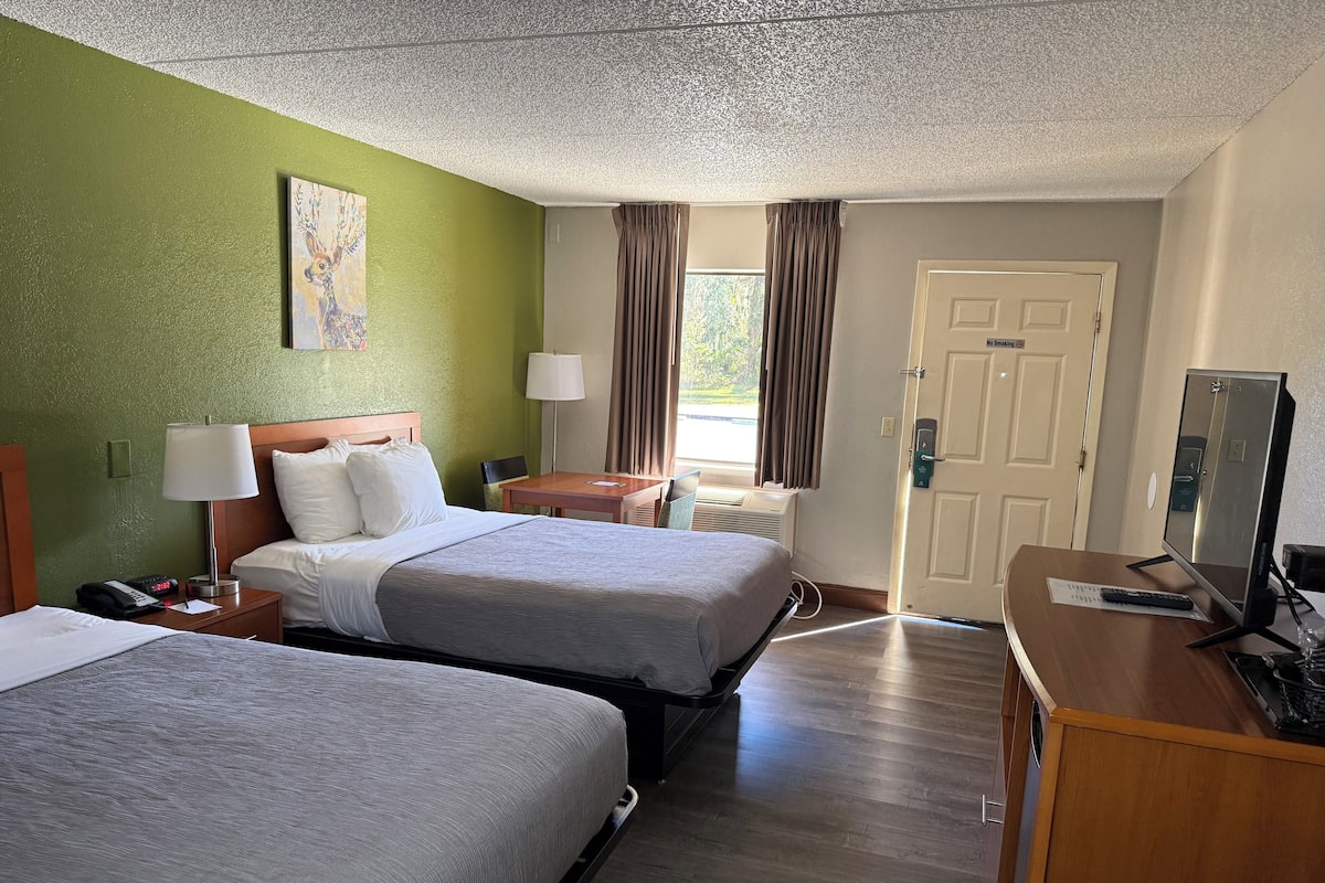 Down comforters, desk, iron/ironing board, free WiFi