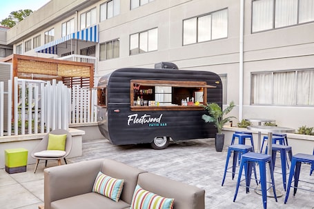 Breakfast, lunch and dinner served